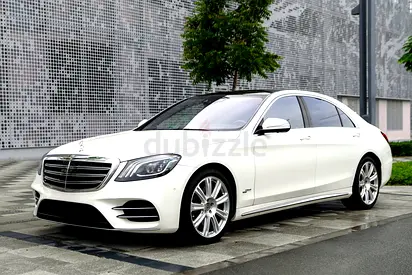 Carefully Expat Lady-Owned luxury LWB sedan | Dealer Service | AWD | AMG | PPF