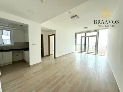 SPACIOUS | POOL VIEW | HOT DEAL