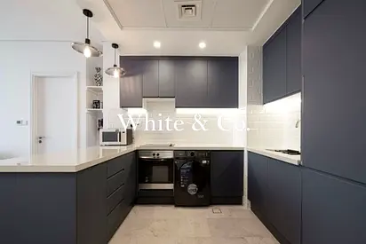 UPGRADED | FULLY FURNISHED | LARGE 1 BED
