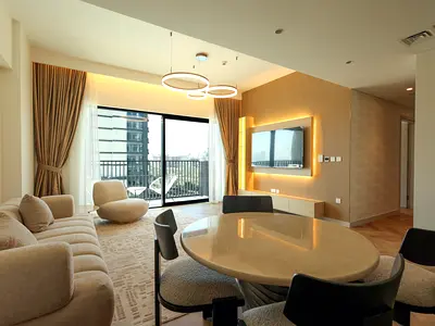Luxury Park-Facing Apartment | Fully Furnished | Upgraded