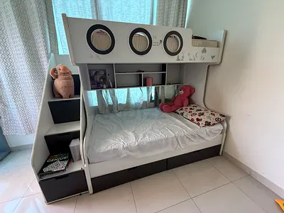 White Kids Bunk Bed with Storage and Pull-out Drawers - Good Condition