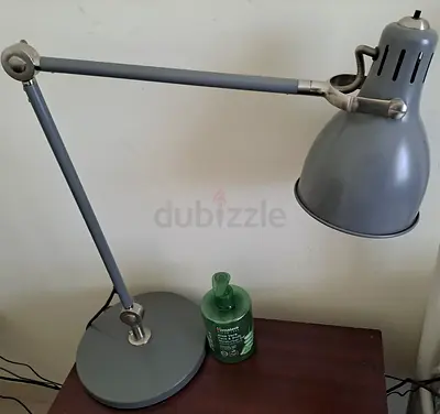 Desk lamp