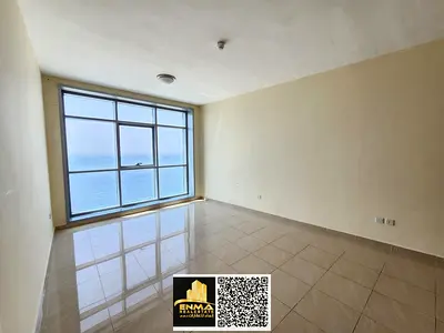 إطلالة بحرية مباشرة / شقة فاخرة للإيجار في برج الكورنيش ريزيدانس