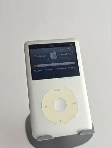 Apple iPod Classic 7th Gen 160 GB