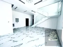Like New Specious 5BR Villa Al Master Bedroom separate Majlis Ready to Move
