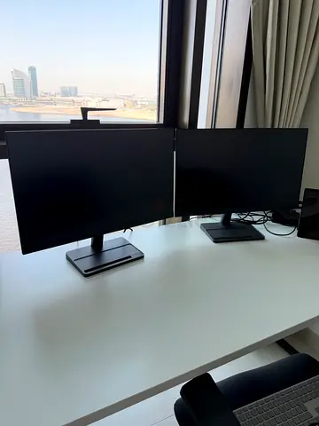 Lenovo Monitors with Stands