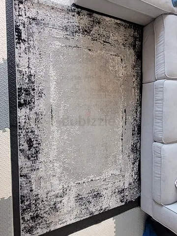 Used Modern Abstract Area Rug - Grey  Black, Good Condition