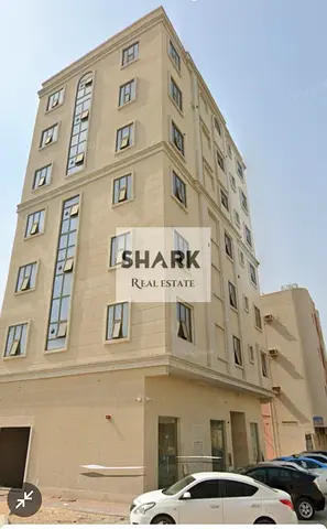 بناية (أرضي + 6) للبيع في النخيل | دخل 525 ألف | تكييف مركزي | من المالك مباشرة
