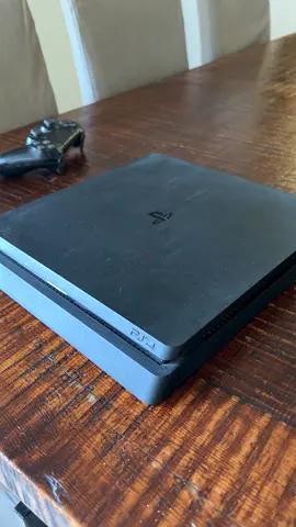PS4 Slim 1TB