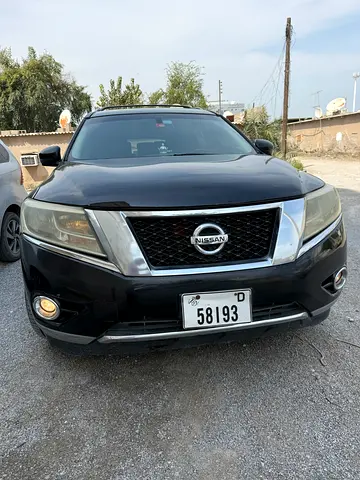 Nissan Pathfinder 2015 Platinum - American Specs - GCC Car
