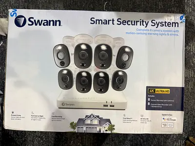 Swann Smart Security System 8-Camera 4K Ultra HD Complete Kit