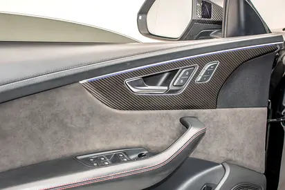 صورة 14 لـ 2021 AUDI RS Q8