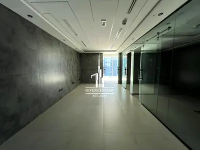 Fully Fitted Office | Vacant | Partial Lake View