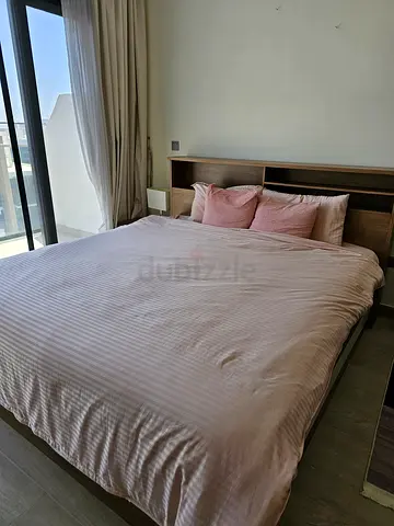 Queen size bed with mattress, headboard and drawers
