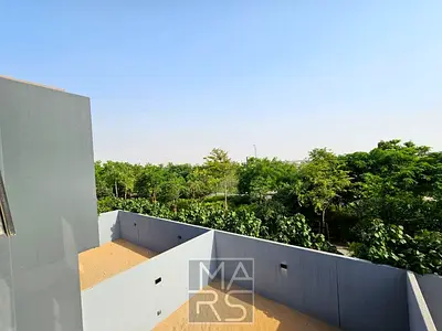 Green Zone | Premium Build | Private Garden