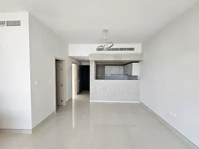 Stay Spacious | 2BHK Master + Guest Bathroom | High-Speed Viewing