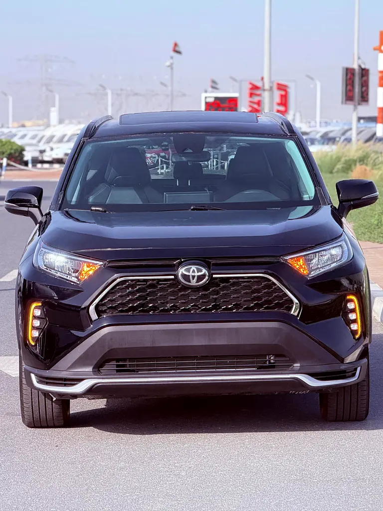 Toyota Rav 4 2020 — photo 1 of 20