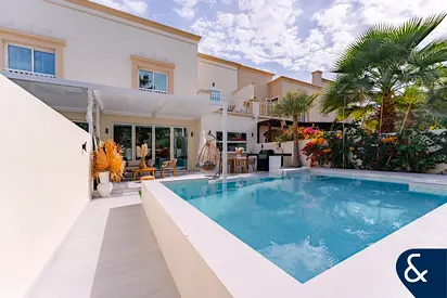 FULLY UPGRADED | FULLY EXTENDED | AWAY FROM ROAD