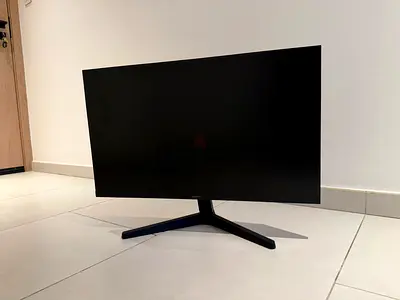 Samsung 24” IPS Full HD Monitor 75Hz – Borderless Display