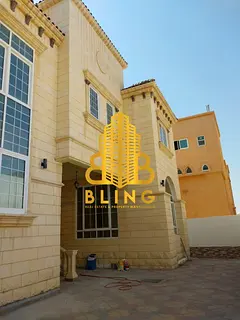 Spacious 4 Master Bedroom Villa With Parking &amp; Balcony