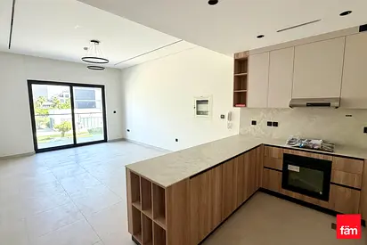 Brand New | 2 Bed+Storage | Park View