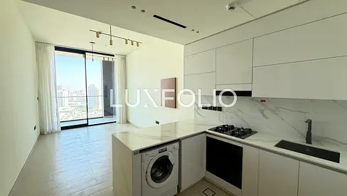 Skyline Floor | Unfurnished | Available