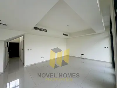 JANUSIA 3 BEDROOM+MAID FOR RENT SINGLE ROW