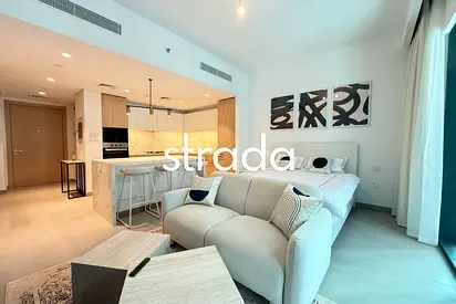 Fully Furnished | Large Studio | Vacant 18th June