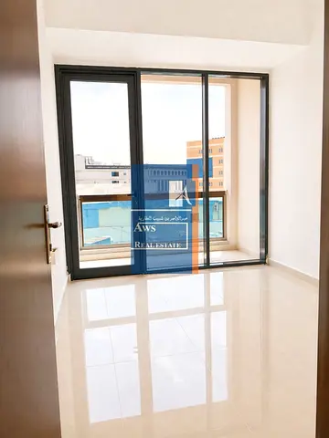 1BHK Available for Families - 3-Min Walk to Metro Station