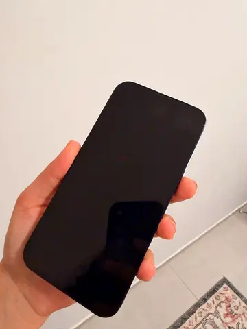 iPhone  14 (good condition) - unlocked, minimal wear