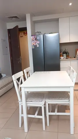 Dinning table