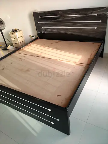 KingSize Wooden Bed Frame with Headboard (Dark Finish) and Twolike 30CM king size mattress.