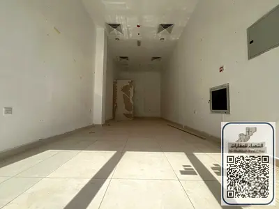 محل تجاري  فرصة ممتازة لبدء أو توسيع نشاطك التجاري في محل مميز بمنطقة المويهات 1 – عجمان،يقع على شارع رئيسي حيوي يوفر حركة مرور عالية وظهور قوي للنشاط