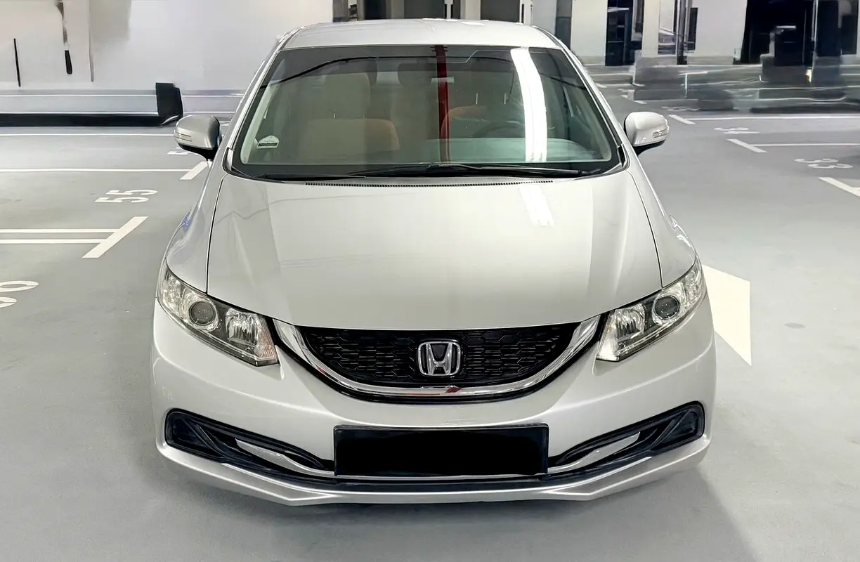 Honda Civic 2014 — photo 1 of 12