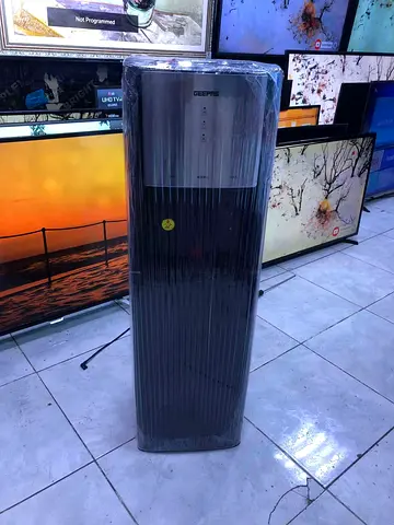 Bottom load water dispenser