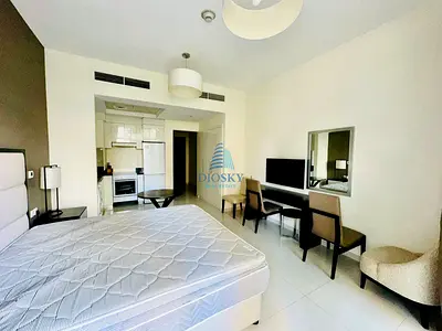 Modern Studio | Pool View | Vacant Now