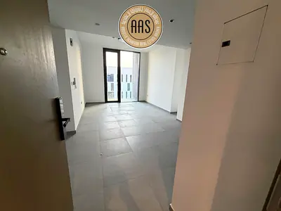 HOT OFFER || READY TO MOVE || STREET VIEW