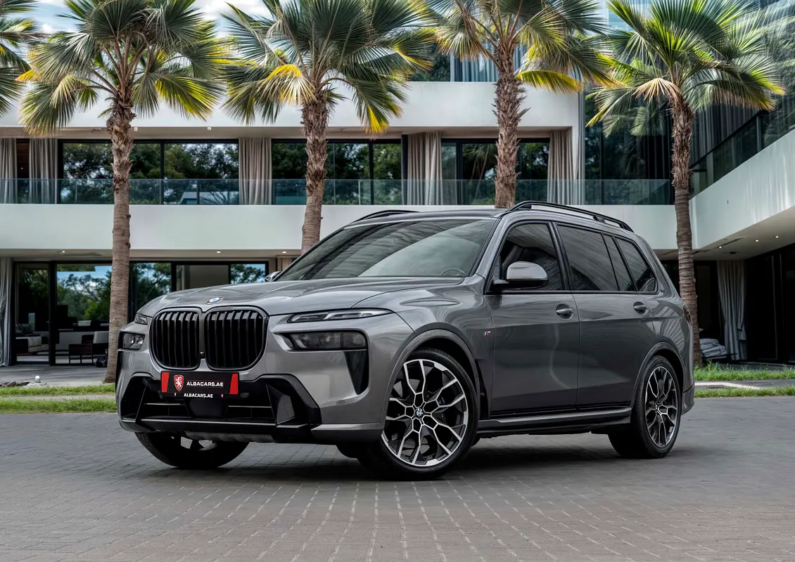 BMW X7 2023 — photo 1 of 14