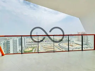 Huge Balcony | Modern 1BR | Prime Location