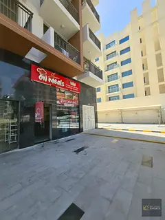 Street-Facing Shop | Fitted Restaurant Setup | Vacant now