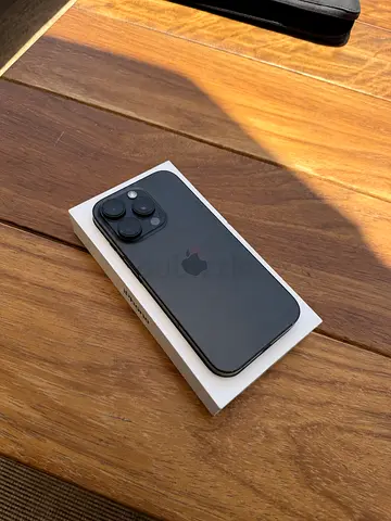 iPhone 16 Pro - Space Black (Box Included) (Warranty still active)