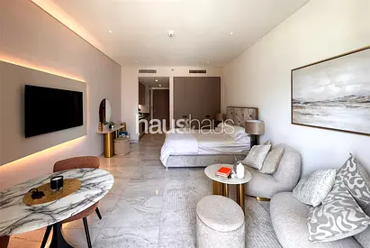 Beautifully Furnished | Burj View | Luxury Living