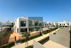 3BR+Maid | End Unit | Direct Pool Access