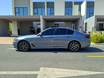 2022 BMW 5-SERIES photo 5