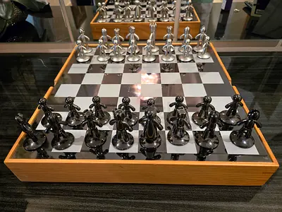 Umbra Buddy Chess Set- Decorative Chess Set with Wooden Board
