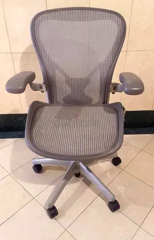 For selling Herman Miller chair.comfirtable for long time sitting