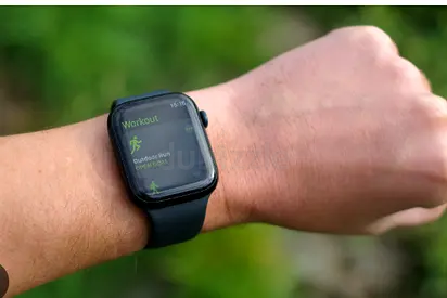 Used Apple Watch 8 Series ( 45mm Aluminum, GPS Cellular) in Good Condition