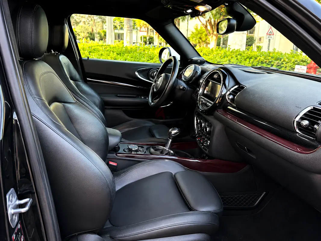 gallery-image