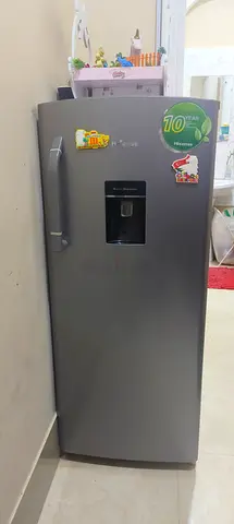 Single-door Hisense Freezer with Water Dispenser - Good Condition