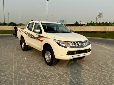 Mitsubishi L200 Double Cab GL 2018 - GCC Specs - Well Maintained